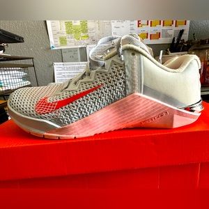 Nike Metcon 6 pink/gray/white